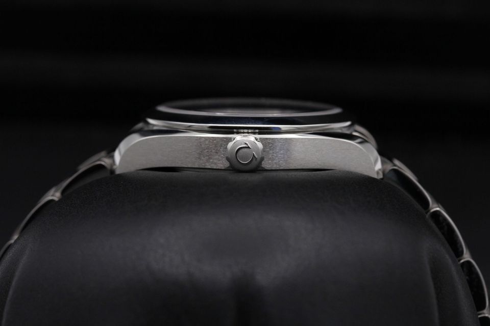 Omega Aqua Terra 150m Ladies 220.10.28.60.55.001 Image 3